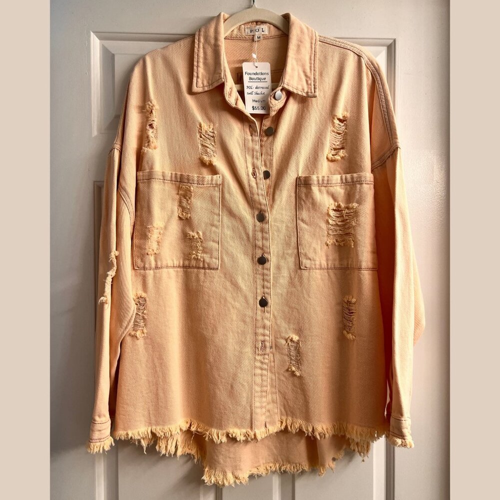 NWT POL Distressed Shacket Button Down Oversized Pink Beige Fringe Hem - Picture 5 of 6